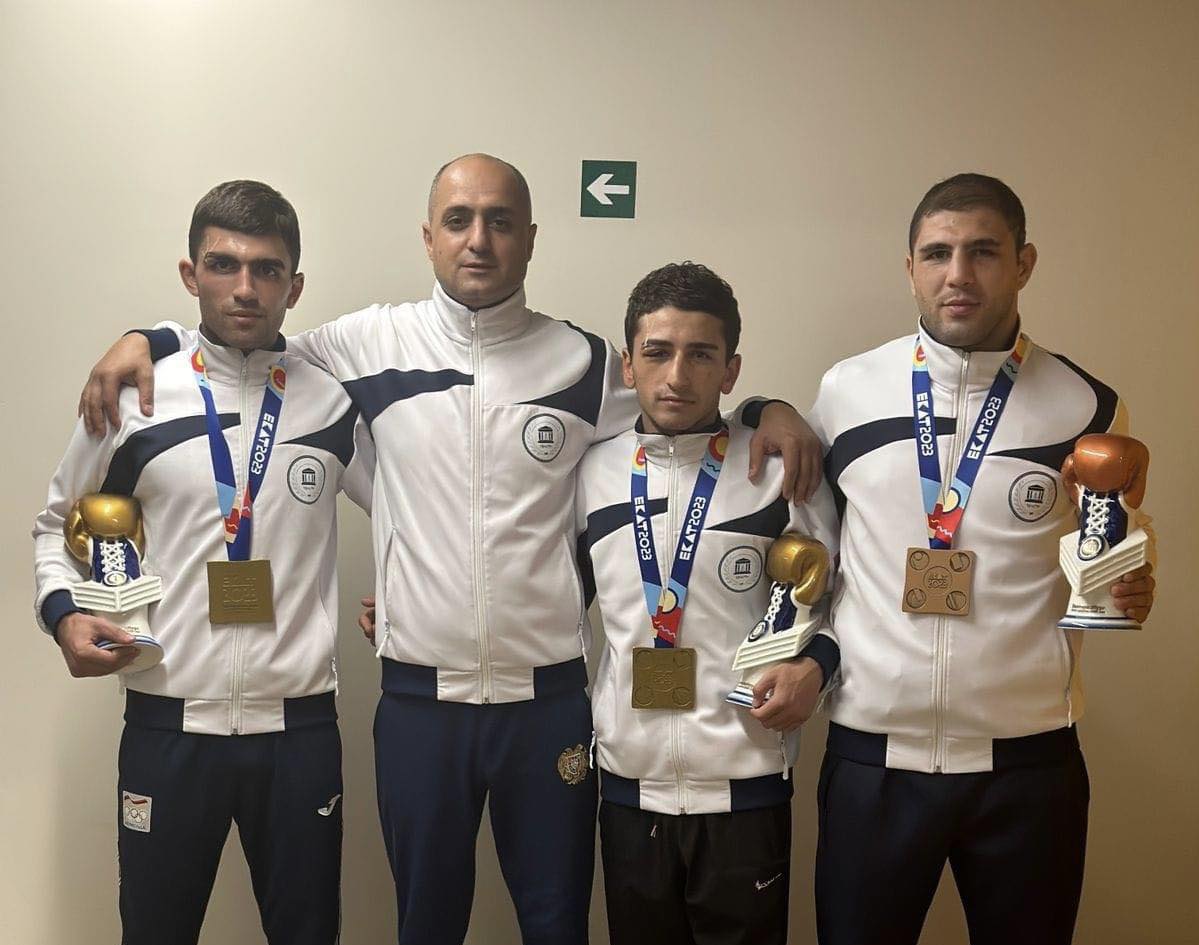 Հայ բռնցքամարտիկներ-ուսանողական ԱԱ